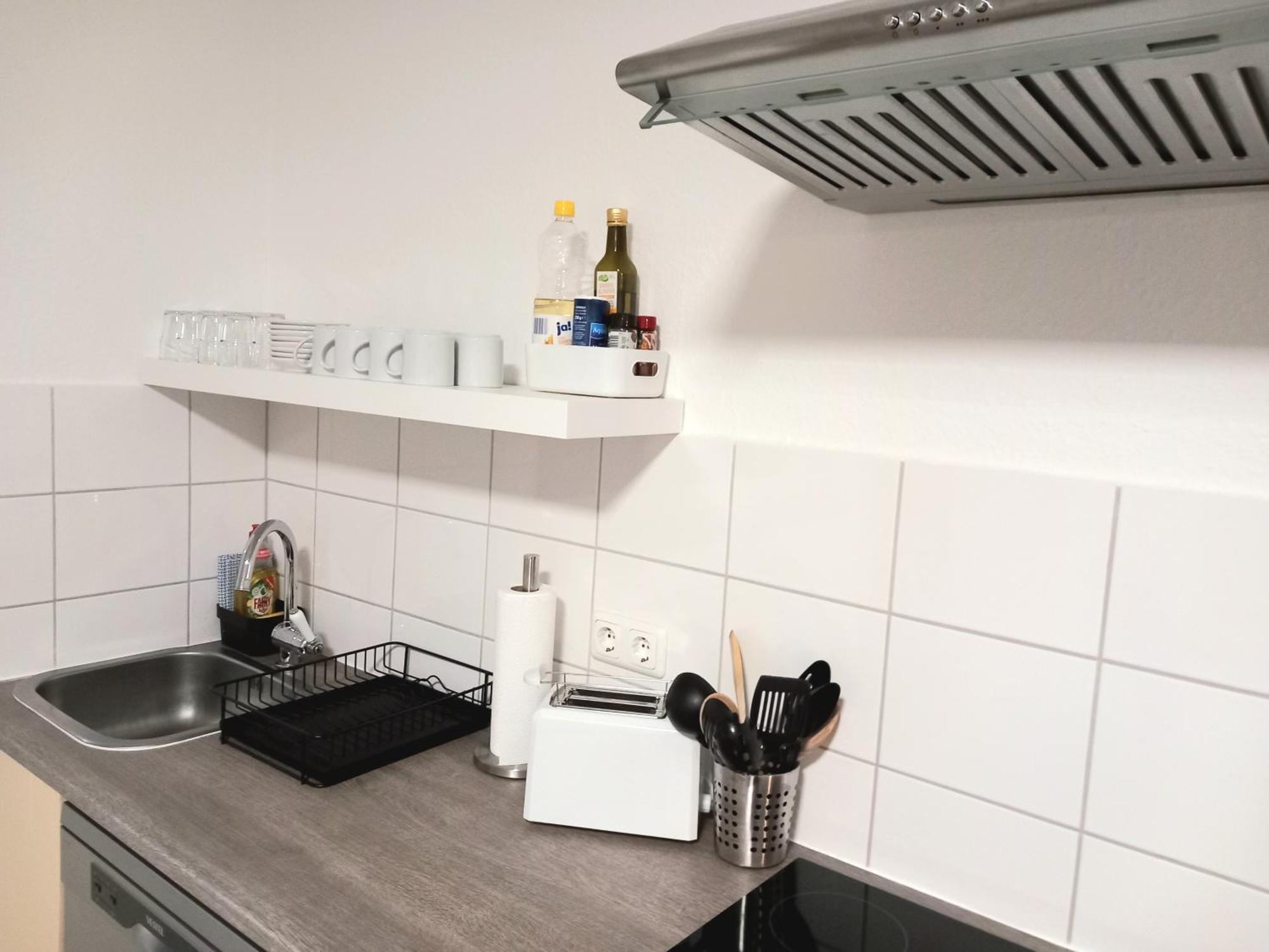 City Apartment Duisburg 2#Netflix &Wlan &Kingsize Bett & Kaffee Maschine & Central & 500M Innenhafen & 2 Min U Bahn Zewnętrze zdjęcie